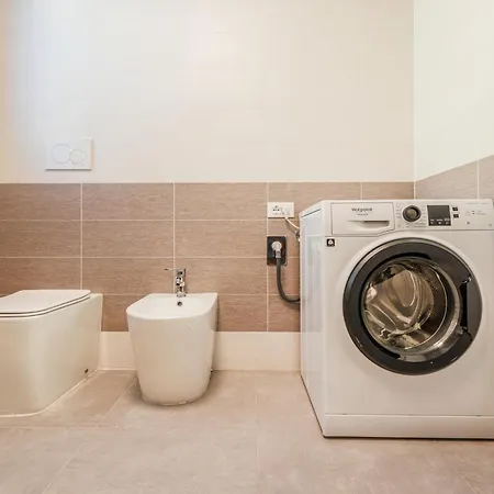 Apartman Bellaria Palace - Near The Of Ferrari By Movebnb Modena