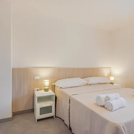 Bellaria Palace - Near The Of Ferrari By Movebnb *