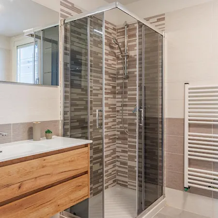 Bellaria Palace - Near The Of Ferrari By Movebnb דירה מודנה